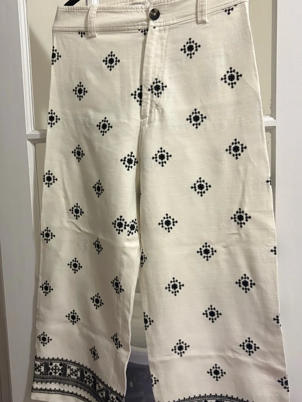 Zara Linen Blend Embroidered Cream Wide-Leg Pants with Black Motif